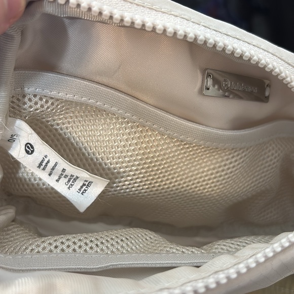 Lululemon Belt Bag - Picture 4 of 4